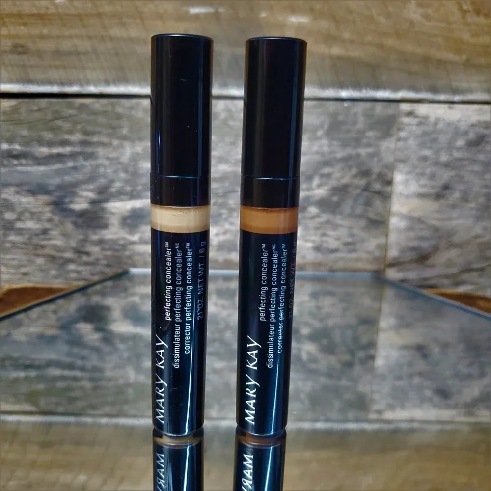 DISCONTINUED - Light Bronze - Mary Kay Perfecting Concealer